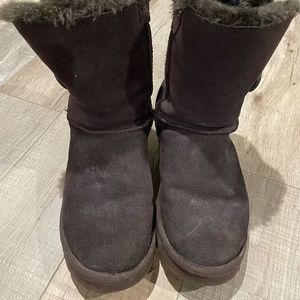 Uggs Boots - Dark Brown